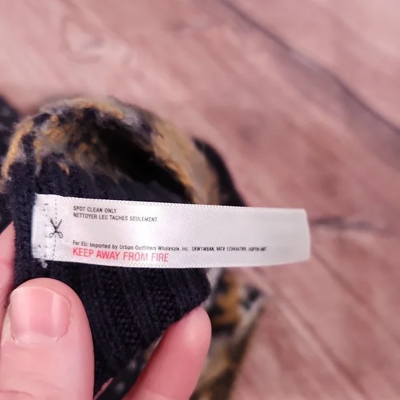 Anthropologie Fair Isle Scarf - Picture 2 of 5